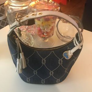 Dooney & Bourke blue & white nautical knot purse.